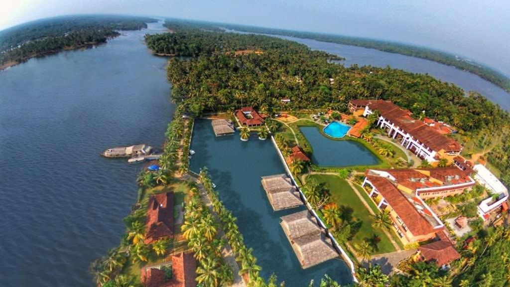 Plumeria Lake Resort & Spa Vayalār Exterior foto