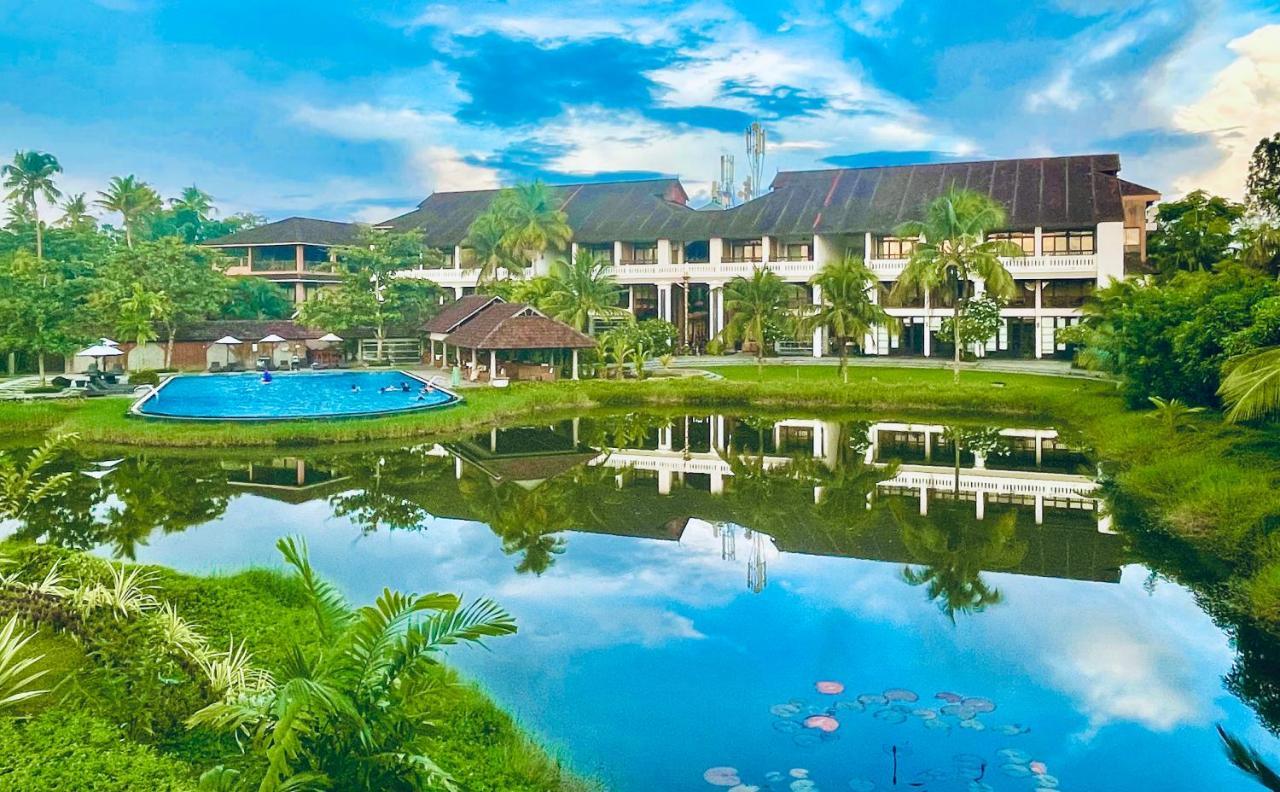 Plumeria Lake Resort & Spa Vayalār Exterior foto