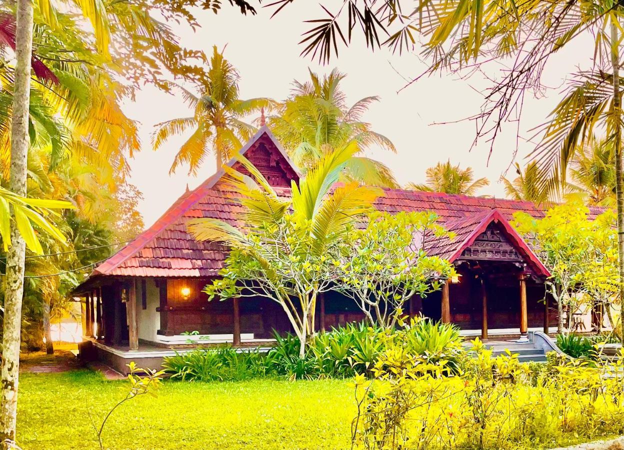 Plumeria Lake Resort & Spa Vayalār Exterior foto