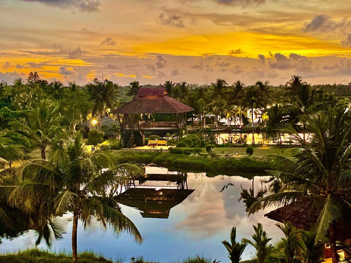 Plumeria Lake Resort & Spa Vayalār Exterior foto